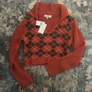 🍊NWT Crop Argyle Sweater🍊